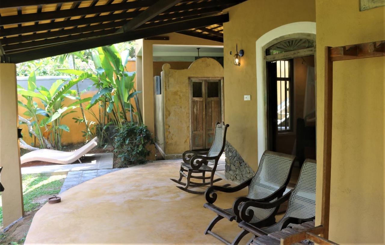 The Spice House Mirissa Hotel ภายนอก รูปภาพ