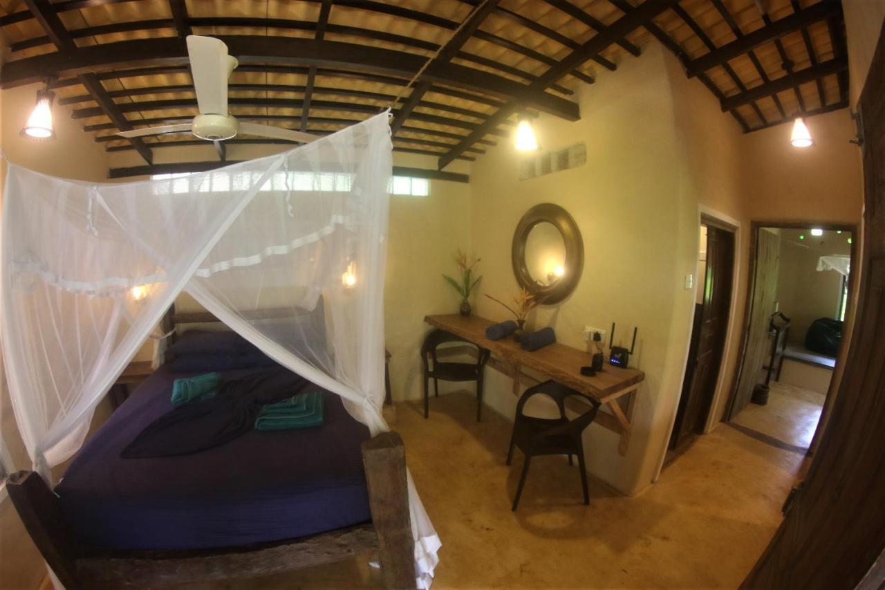 The Spice House Mirissa Hotel ภายนอก รูปภาพ